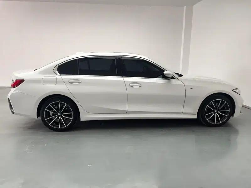 2023 BMW 3 Series 320Li M Sport Package — миниатюра 8