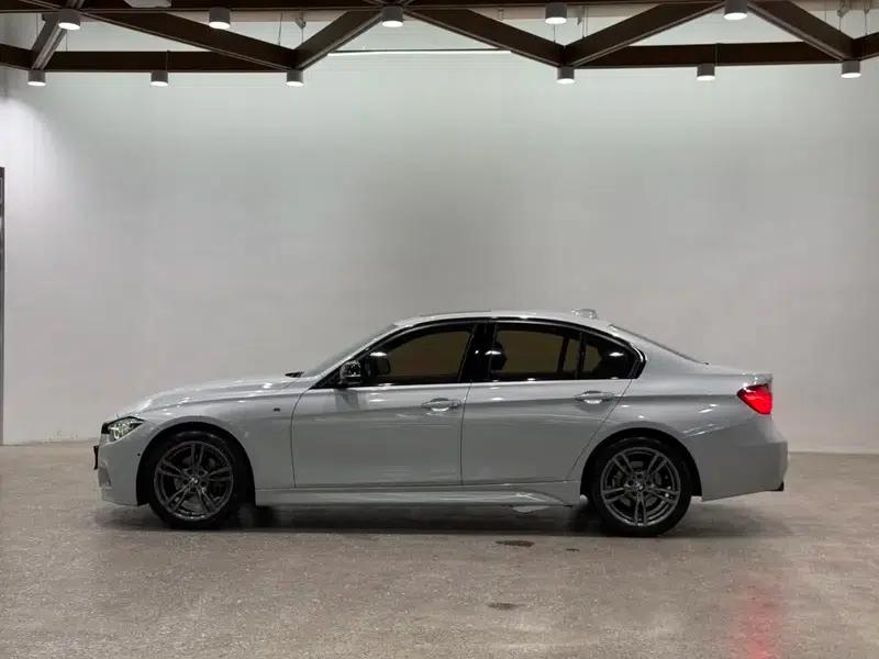2018 BMW 3 Series 320i M Sport Shadow Edition — миниатюра 3