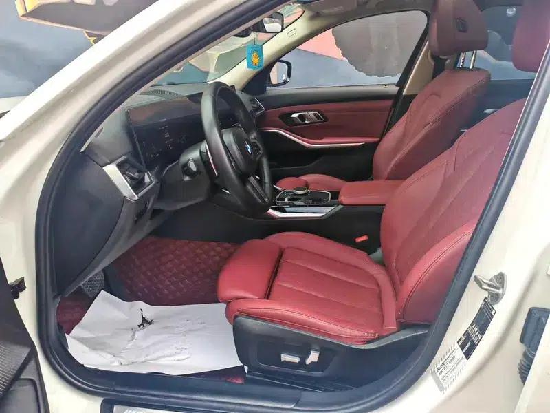 2023 BMW 3 Series 320Li M Sport Package — миниатюра 9