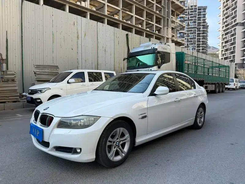 BMW 3 Series 2009 320i Fashion Edition — миниатюра 1