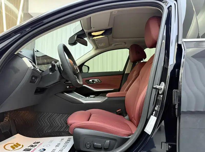 2026 BMW 3 Series 325i M Sport Package — миниатюра 9