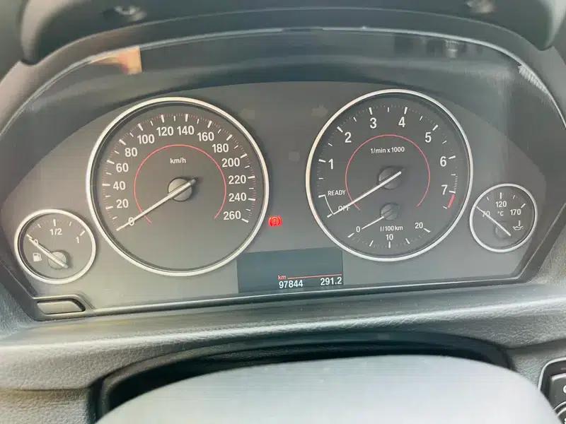 2017 BMW 3 Series 320i M Sport — миниатюра 10
