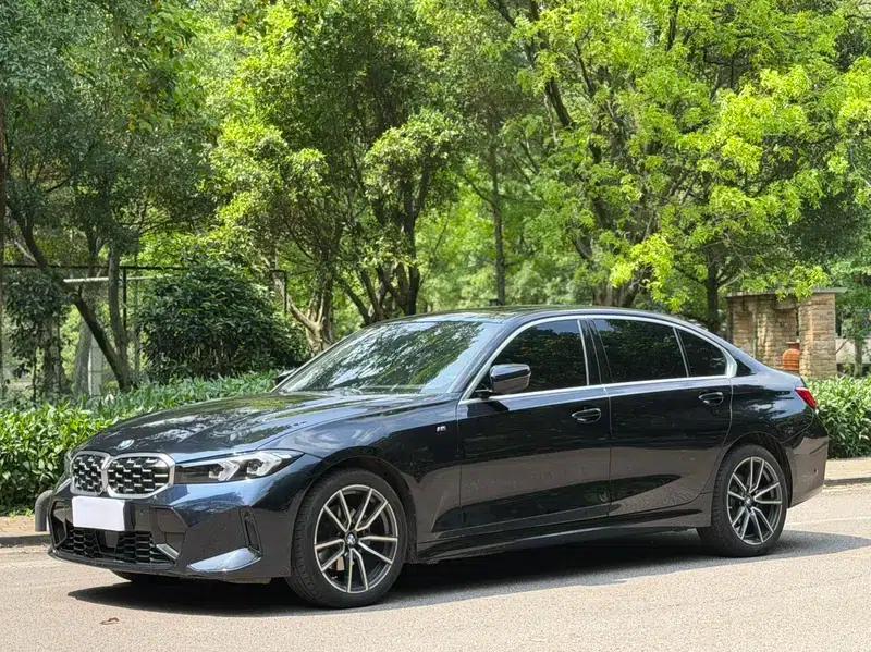2025 BMW 3 Series 325Li M Sport Package — миниатюра 1