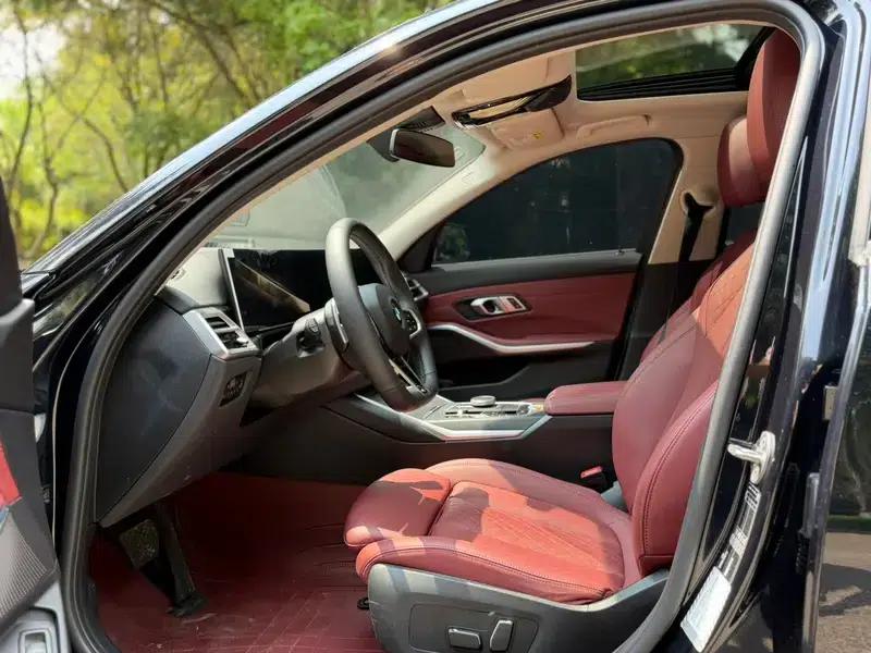 2025 BMW 3 Series 325Li M Sport Package — миниатюра 11