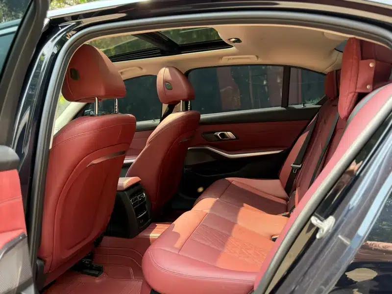 2025 BMW 3 Series 325Li M Sport Package — миниатюра 12