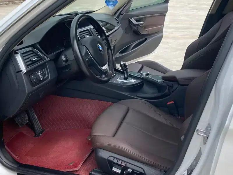 BMW 3 Series 2019 320Li Fashion Edition — миниатюра 10