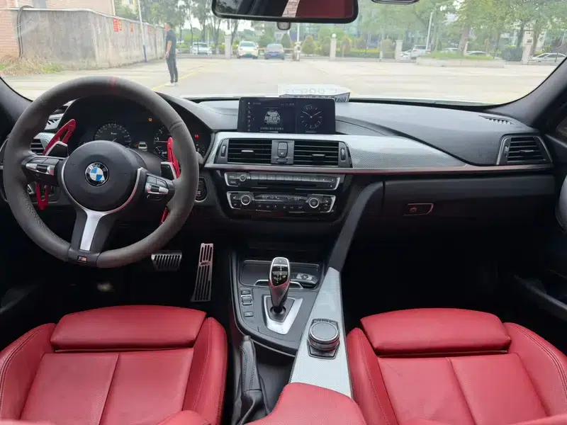 2019 BMW 3 Series 320i M Sport Shadow Edition — миниатюра 7