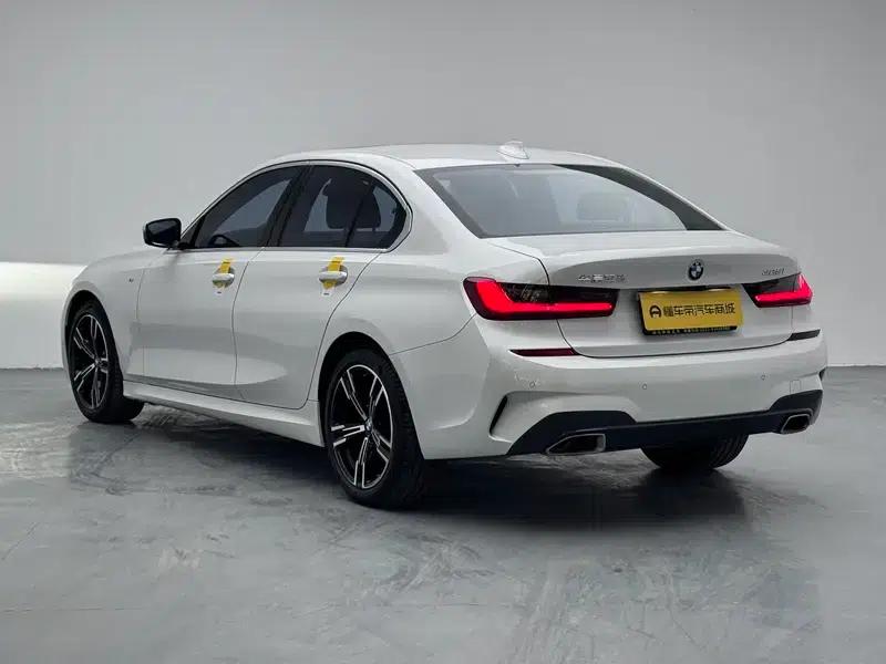 2022 BMW 3 Series 325i M Sport Package — миниатюра 5