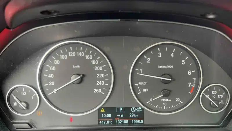 BMW 3 Series 2013 320Li Fashion Edition — миниатюра 10