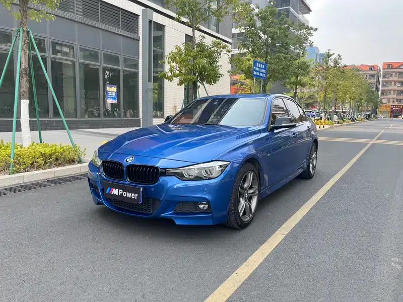 2018 BMW 3 Series 330i M Sport Shadow Edition — миниатюра 1
