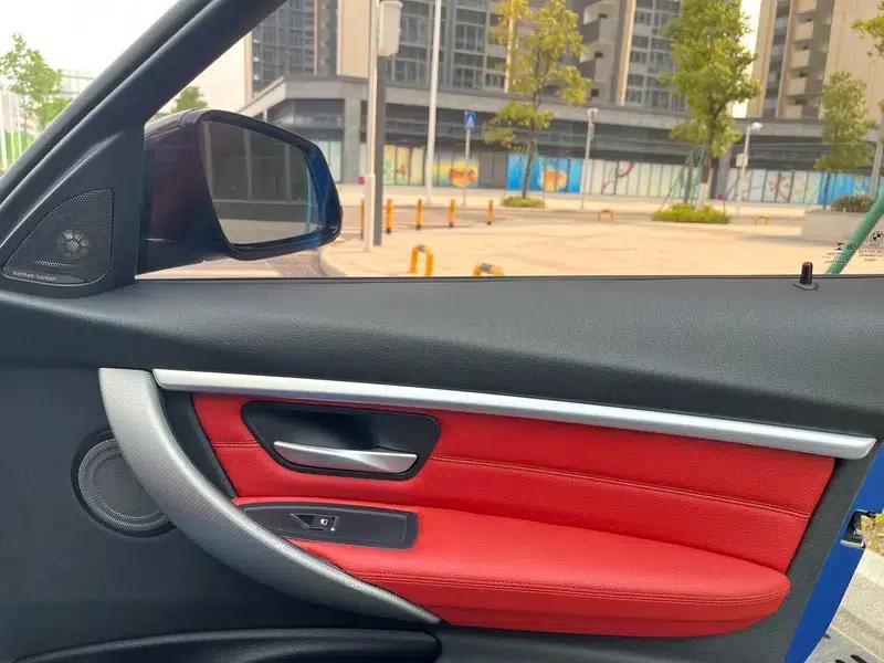 2018 BMW 3 Series 330i M Sport Shadow Edition — миниатюра 8