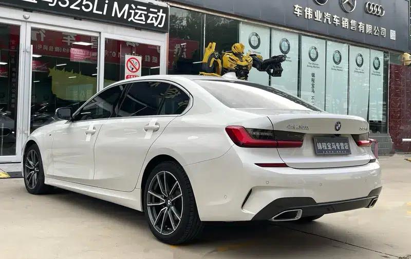 2020 BMW 3 Series 325Li M Sport Package — миниатюра 4