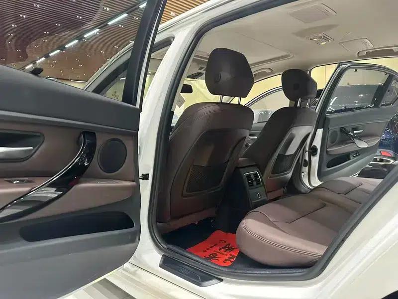 BMW 3 Series 2019 320Li Fashion Edition — миниатюра 11