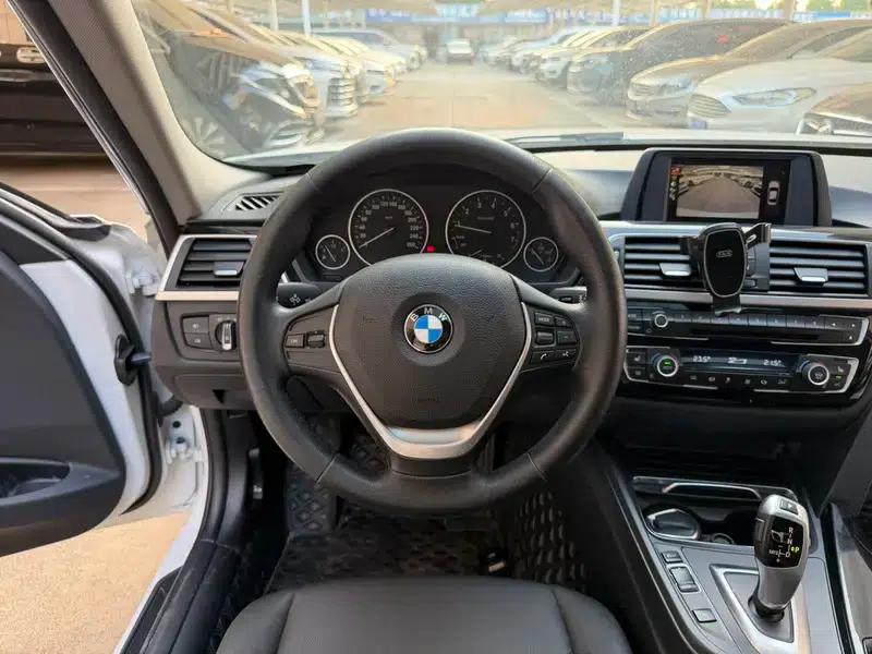 2017 BMW 3 Series 320Li xDrive Fashion Edition — миниатюра 12
