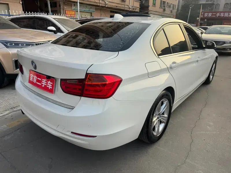 BMW 3 Series 2013 320i Fashion Edition — миниатюра 6