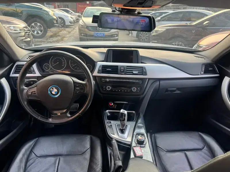 BMW 3 Series 2013 320i Fashion Edition — миниатюра 9