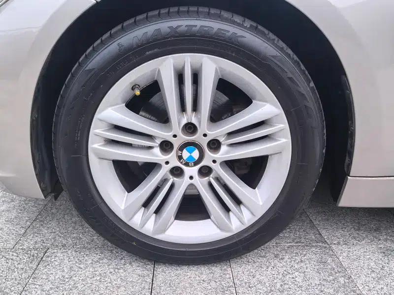 2017 BMW 3 Series 320Li Fashion Edition — миниатюра 8
