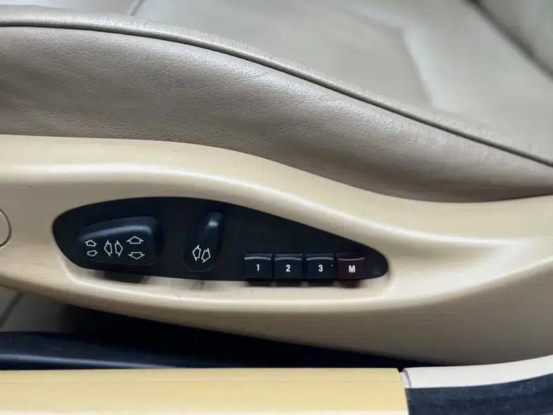 BMW 3 Series 2004 318i — миниатюра 17