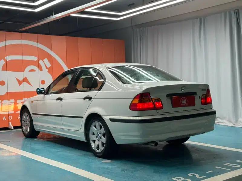 BMW 3 Series 2004 318i — миниатюра 4