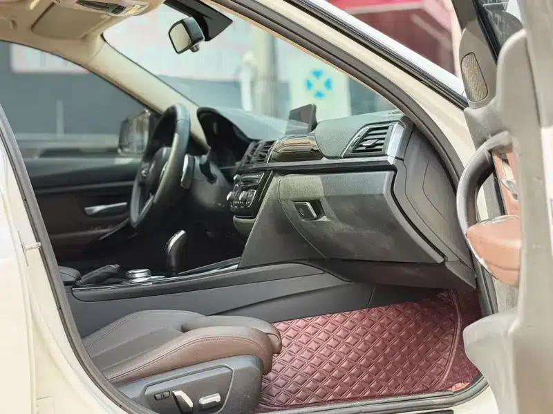 2019 BMW 3 Series 320Li M Sport Package — миниатюра 9
