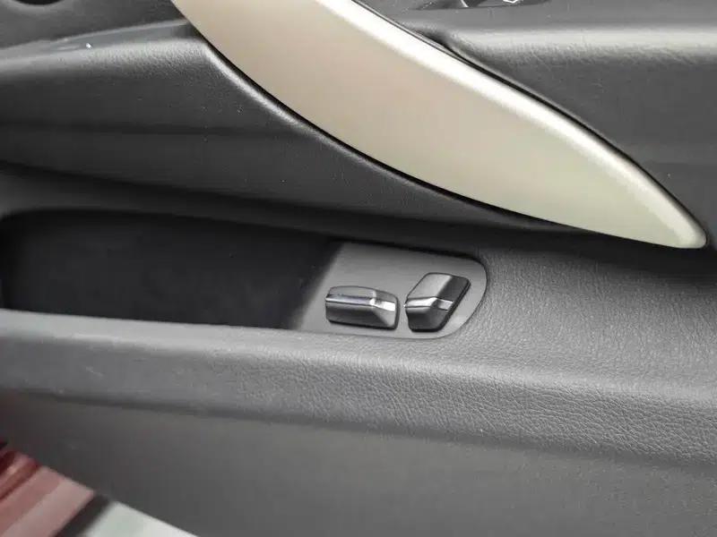 BMW 3 Series 2015 316Li Fashion Edition — миниатюра 7