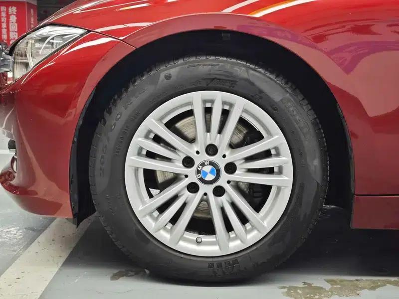 BMW 3 Series 2015 316Li Fashion Edition — миниатюра 10