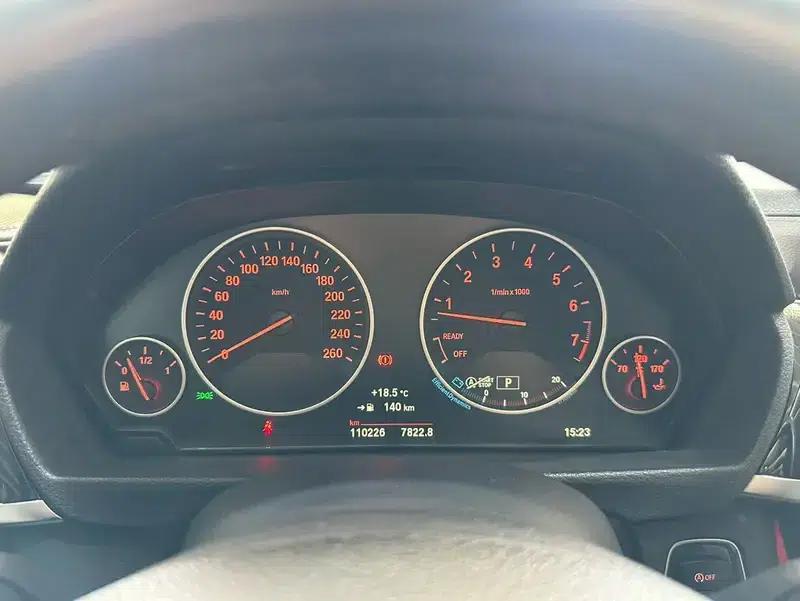 BMW 3 Series 2018 320Li Fashion Edition — миниатюра 6