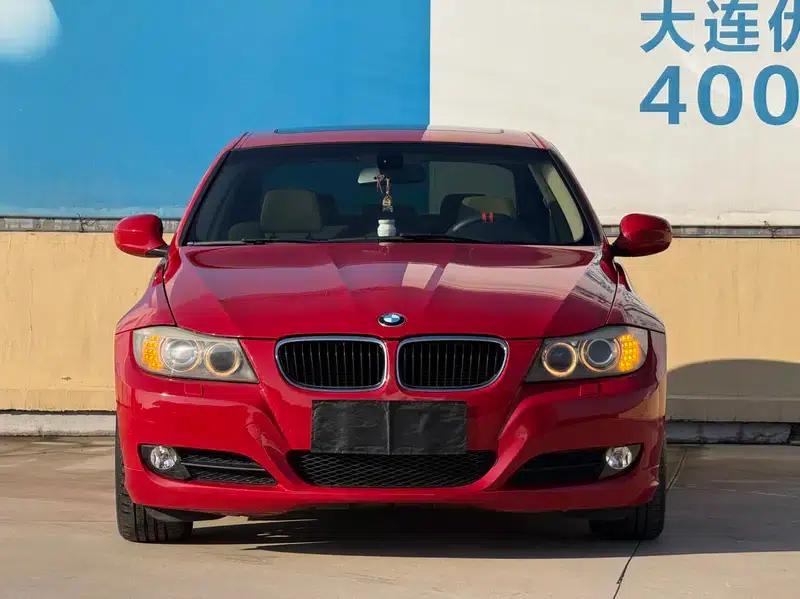 BMW 3 Series 2011 320i Fashion Edition — миниатюра 2