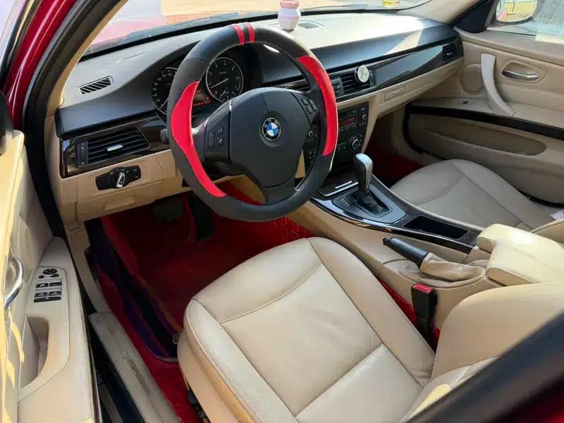 BMW 3 Series 2011 320i Fashion Edition — миниатюра 8