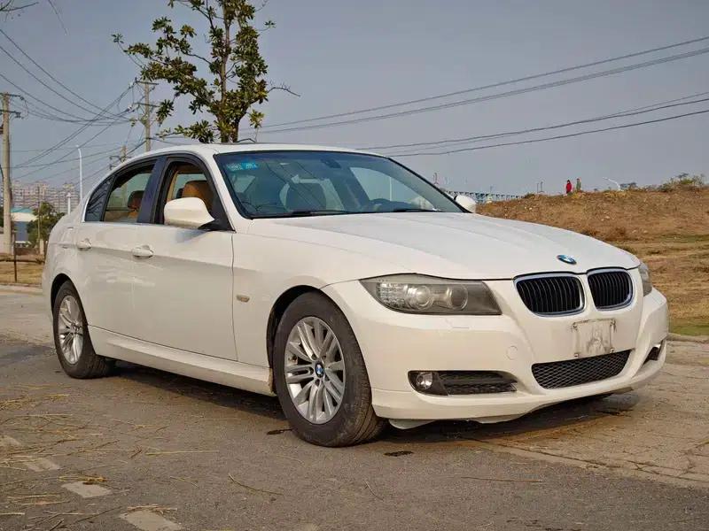 BMW 3 Series 2012 320i Fashion Edition — миниатюра 3