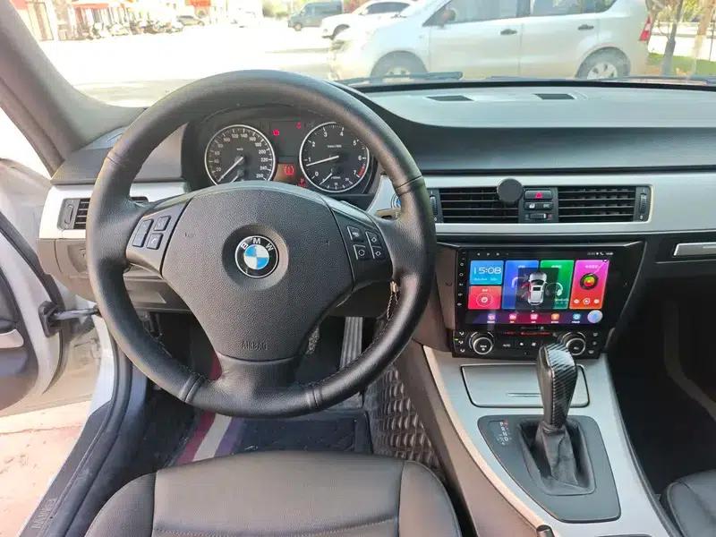 BMW 3 Series 2011 318i Leading Edition — миниатюра 13