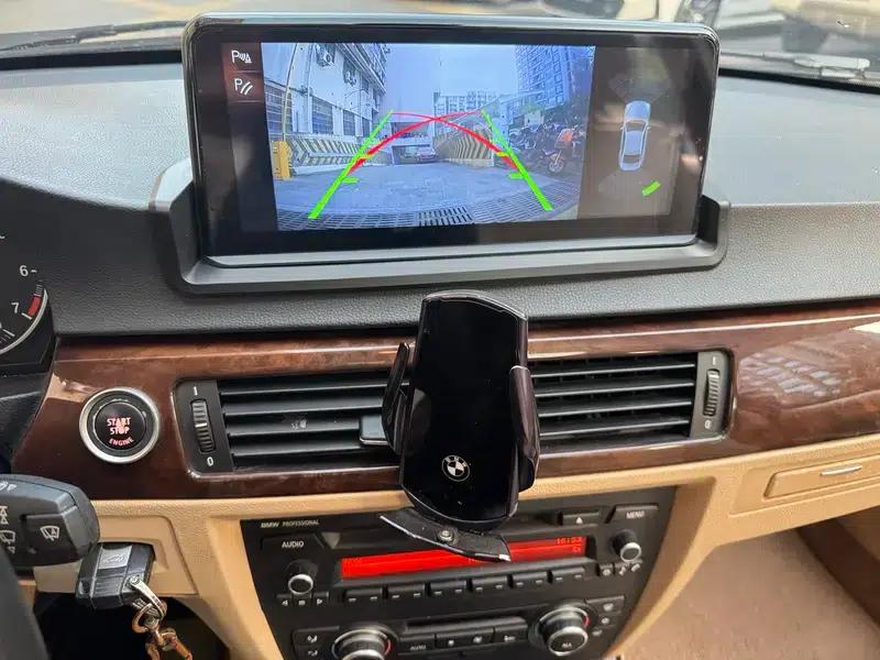 BMW 3 Series 2011 320i Fashion Edition — миниатюра 9