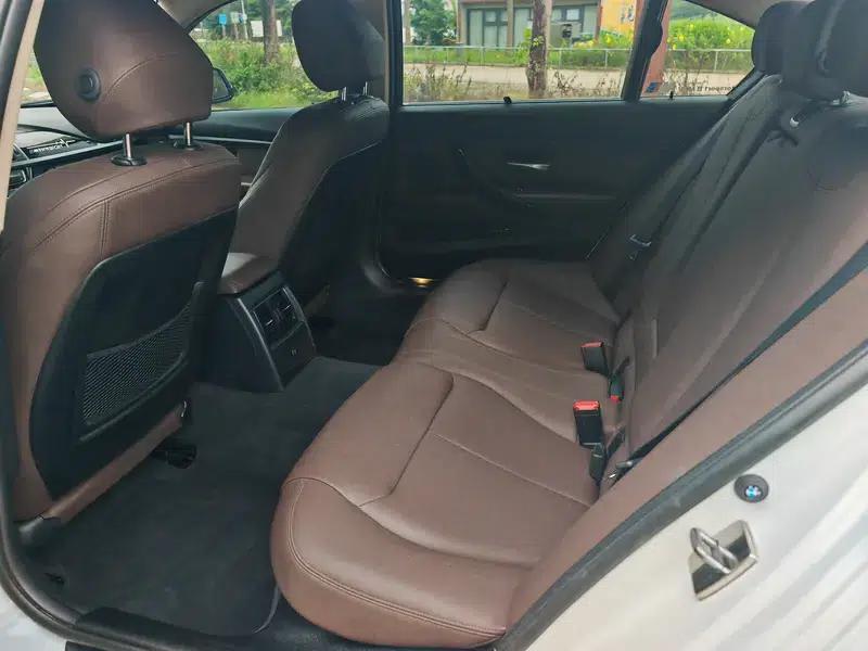2019 BMW 3 Series 320Li M Sport Package — миниатюра 10