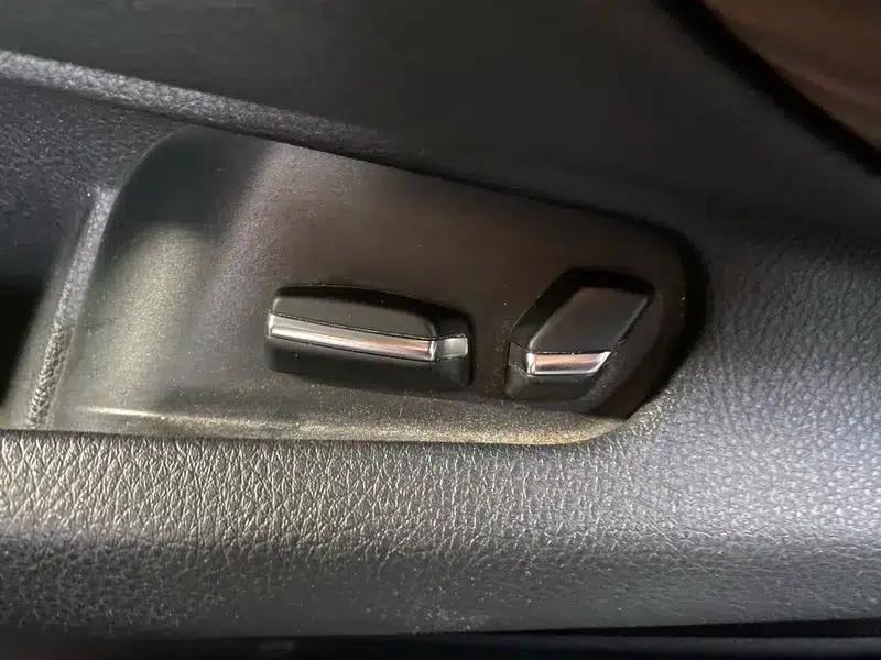 BMW 3 Series 2013 320Li Luxury Design Package — миниатюра 10