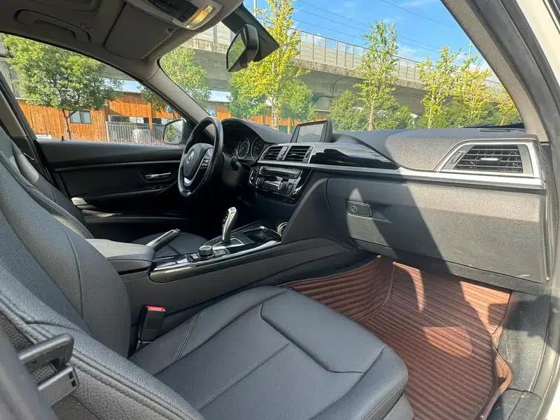 2017 BMW 3 Series 320Li Fashion Edition — миниатюра 16
