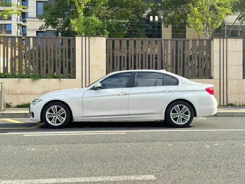 2017 BMW 3 Series 320Li Fashion Edition — миниатюра 4