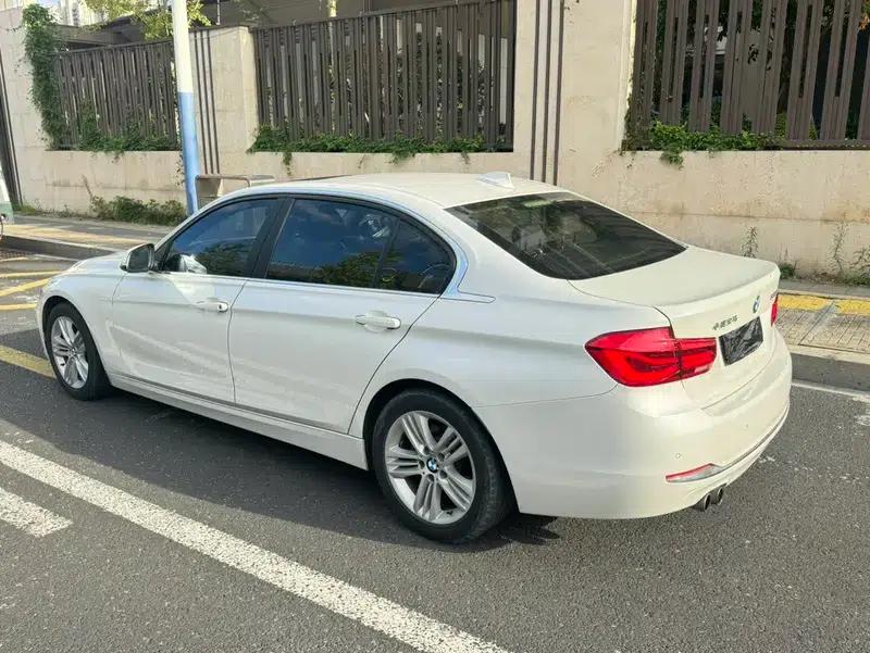 2017 BMW 3 Series 320Li Fashion Edition — миниатюра 5