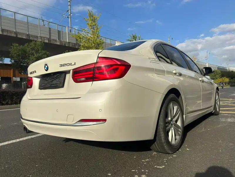 2017 BMW 3 Series 320Li Fashion Edition — миниатюра 7