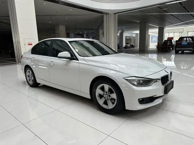 BMW 3 Series 2013 320i Fashion Edition — миниатюра 3