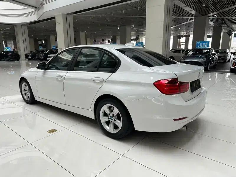 BMW 3 Series 2013 320i Fashion Edition — миниатюра 4