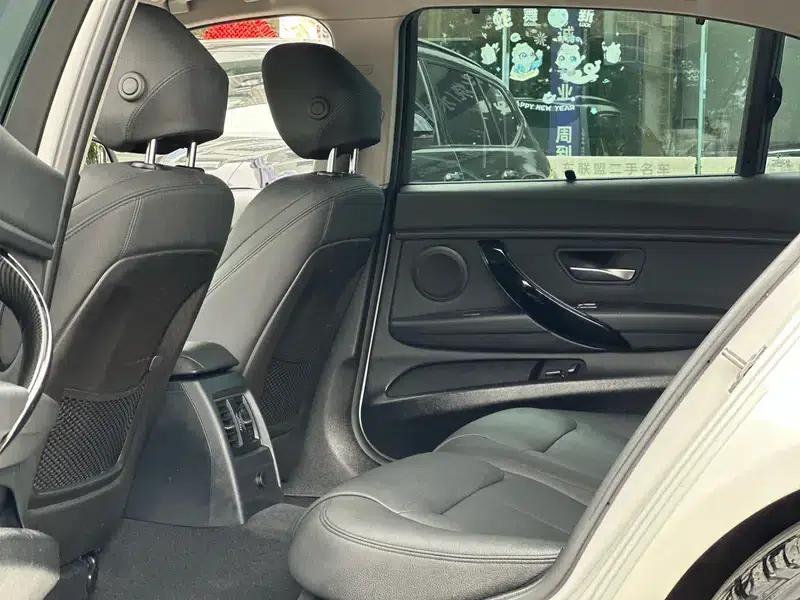 2018 BMW 3 Series 318Li — миниатюра 15