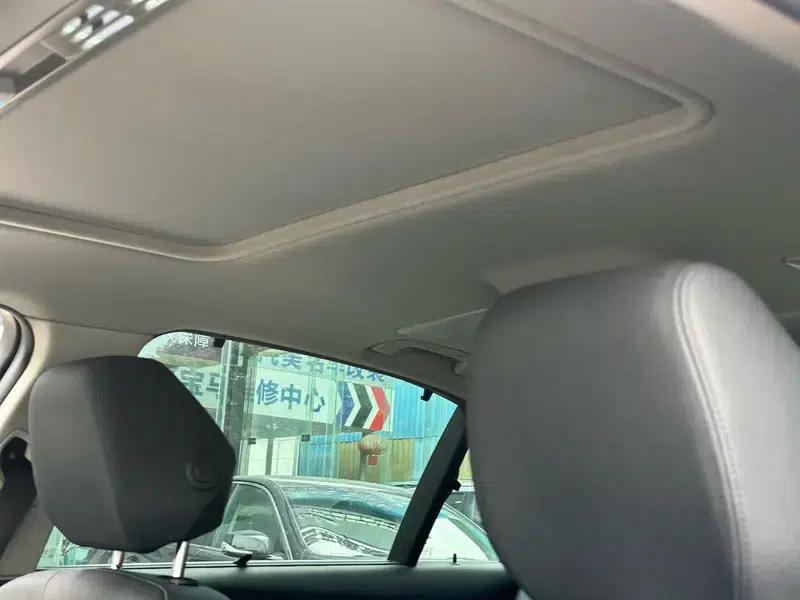 2018 BMW 3 Series 318Li — миниатюра 16