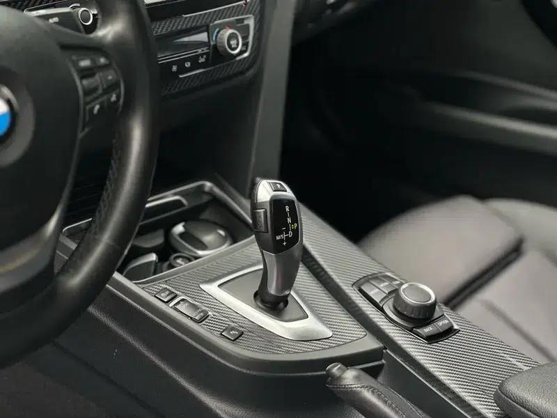 2018 BMW 3 Series 318Li — миниатюра 10