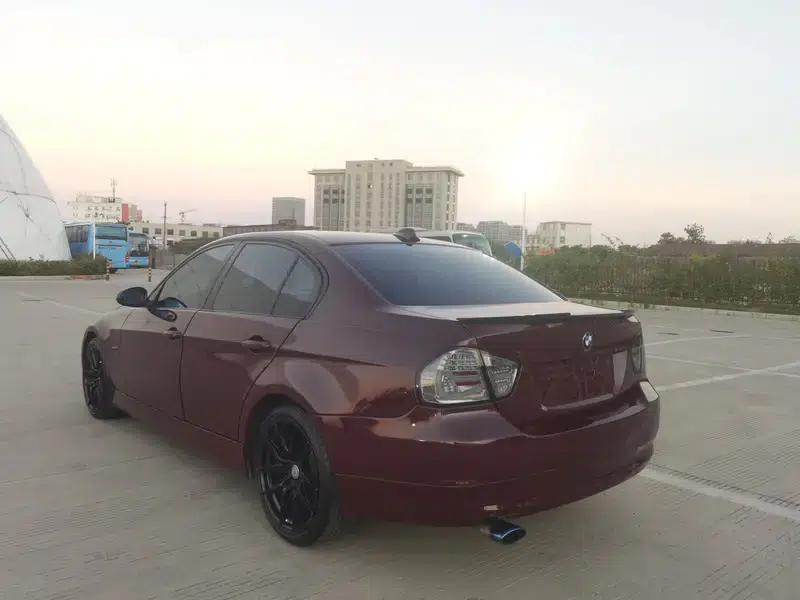 BMW 3 Series 2005 320i Leading Edition — миниатюра 5