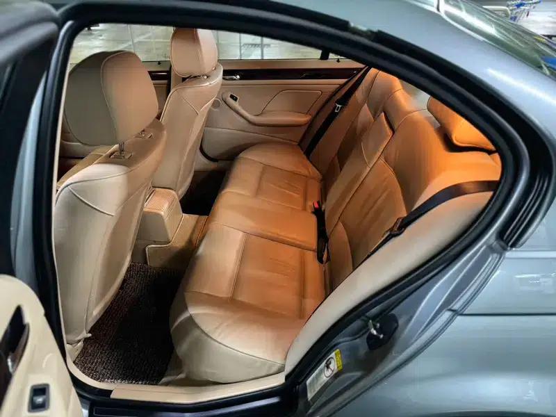 BMW 3 Series 2004 318i — миниатюра 10