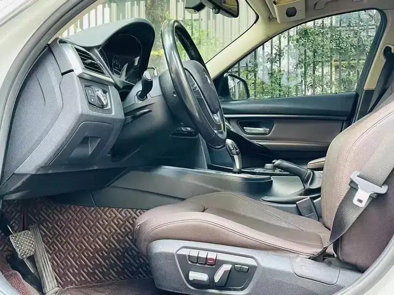 BMW 3 Series 2018 320Li Fashion Edition — миниатюра 13
