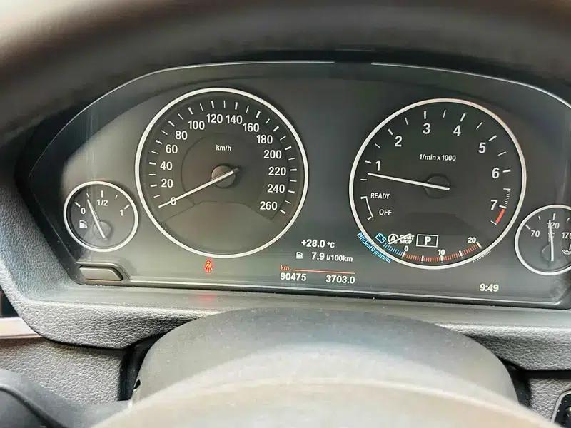 BMW 3 Series 2018 320Li Fashion Edition — миниатюра 9
