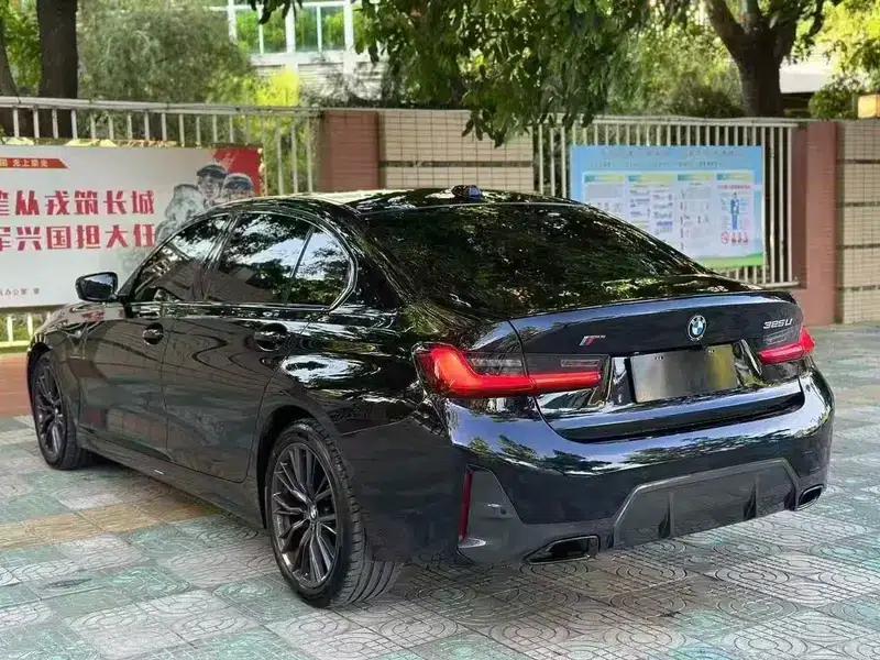 2023 BMW 3 Series 325i M Sport Shadow Edition — миниатюра 4