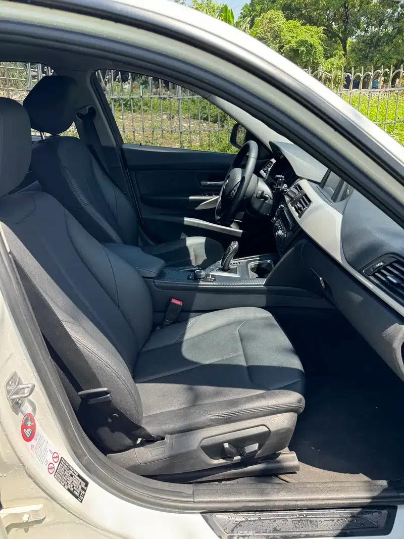 2013 BMW 3 Series 316i Progressive — миниатюра 12