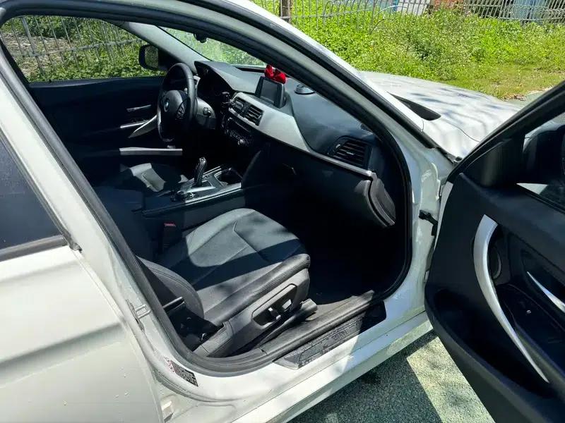 2013 BMW 3 Series 316i Progressive — миниатюра 6